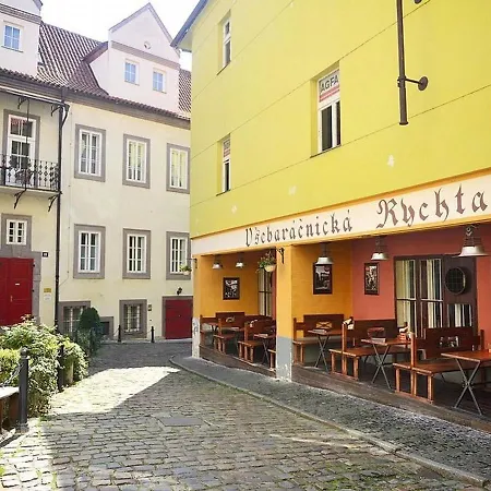 Daire Romantic With Secret Terrace - Old Town