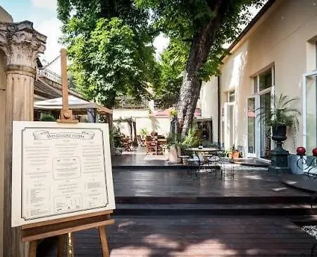 Romantic With Secret Terrace - Old Town *